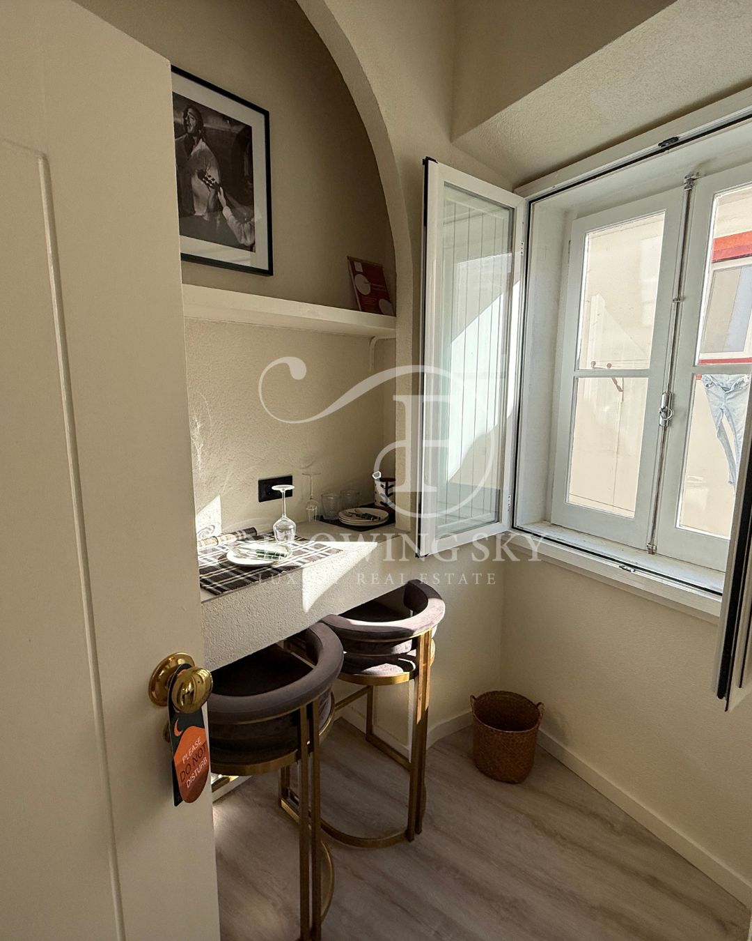 Alfama Guest House interior